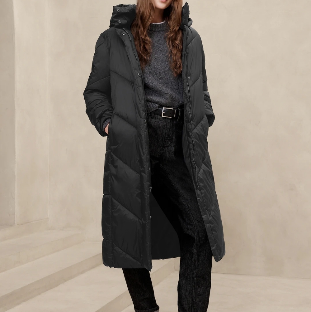 Banana Republic Women's Black Quilted Long Coat